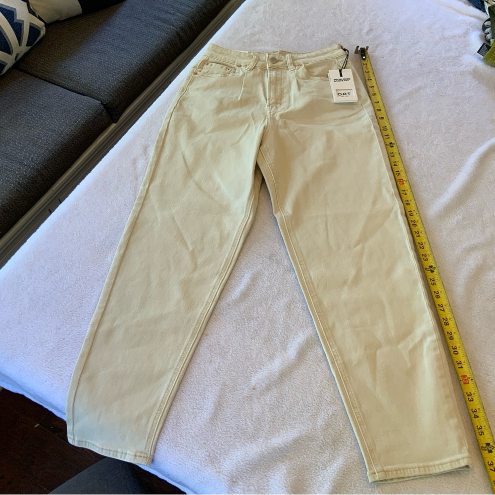 Women’s  cream color  Pants size 26 waist. Oat New York. SKU 2886